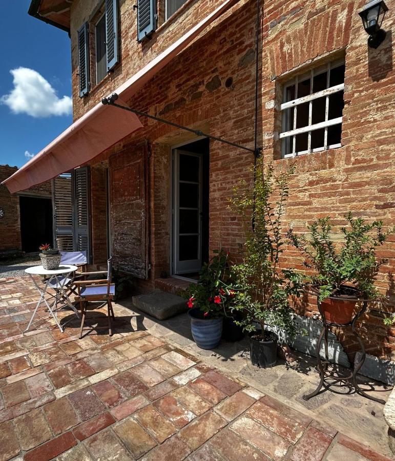Casa Ezio Marchi Bed and Breakfast Bettolle Εξωτερικό φωτογραφία
