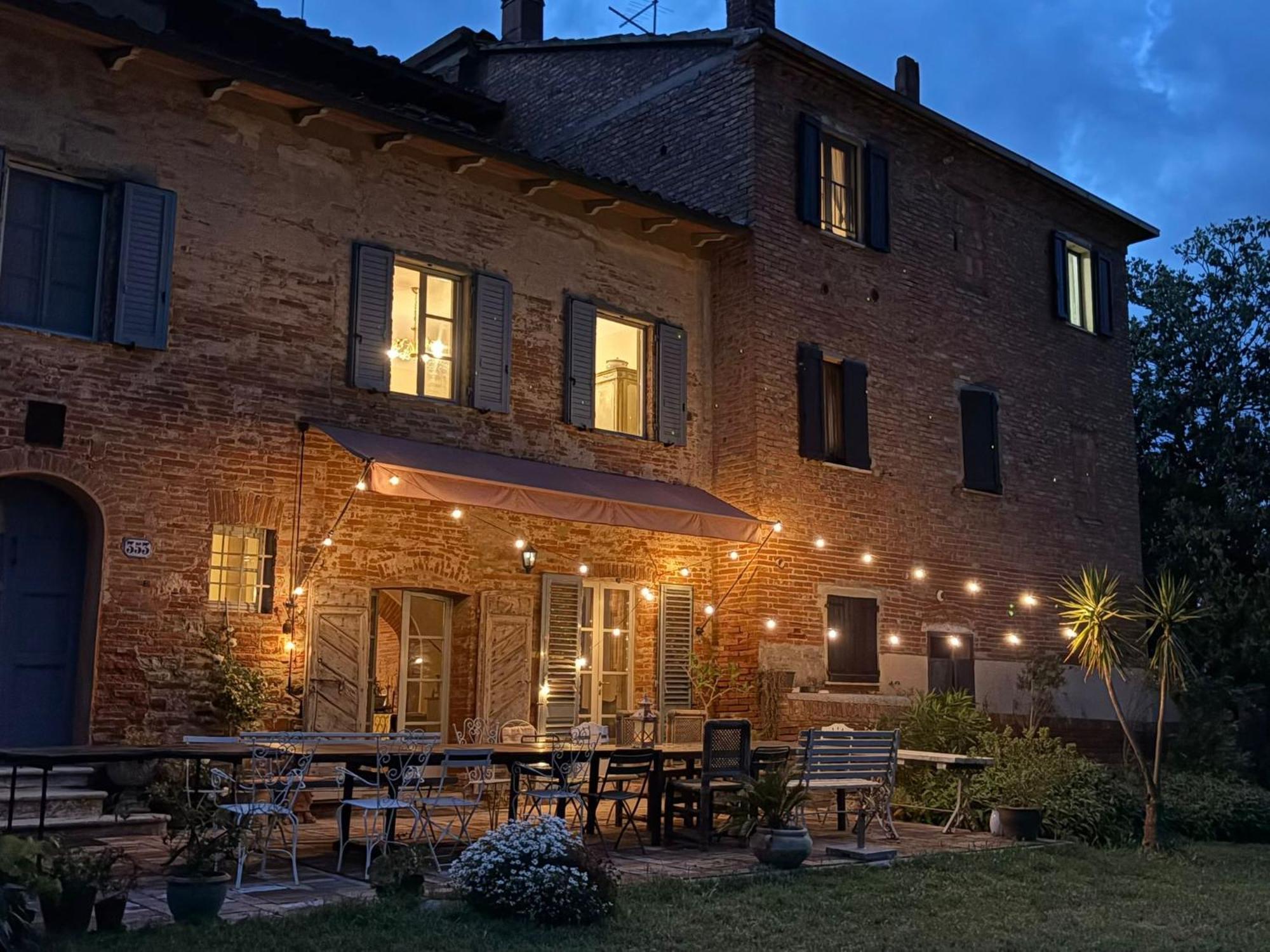Casa Ezio Marchi Bed and Breakfast Bettolle Εξωτερικό φωτογραφία